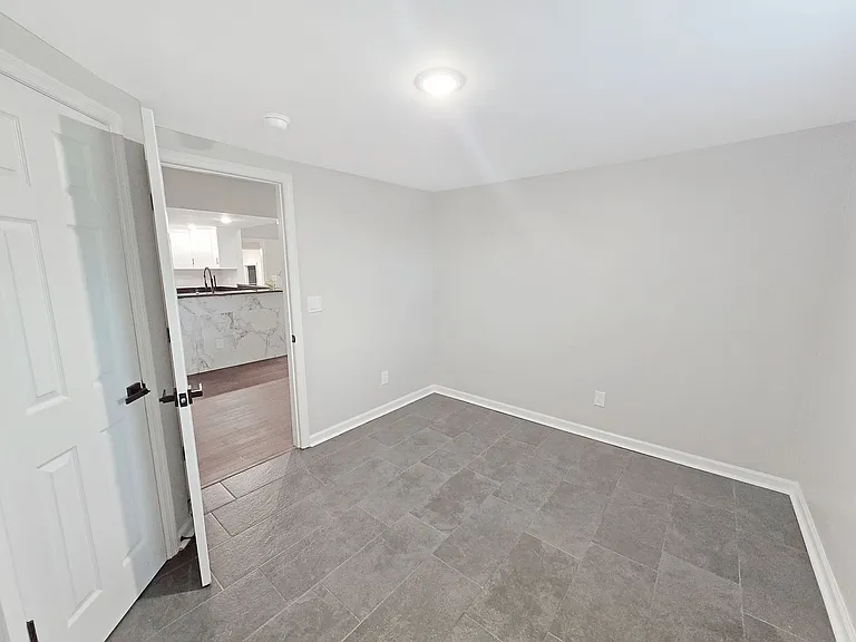 674 Harvest Rd — Photo 7