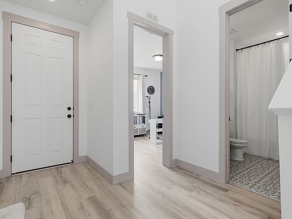 3rd image of 5329 N Sulley Way