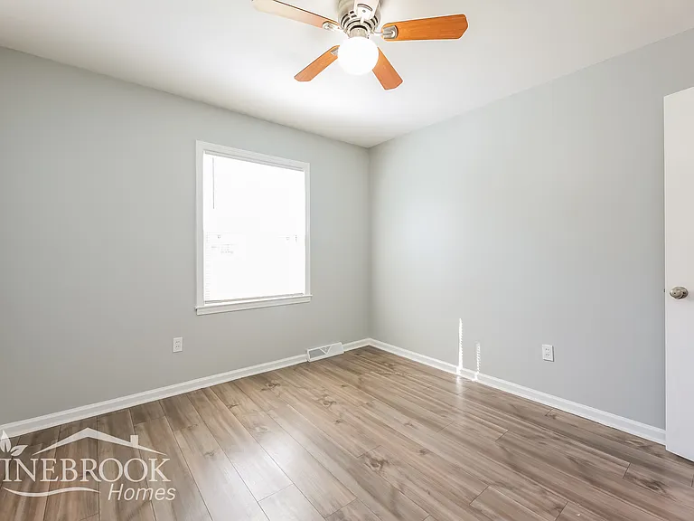 21 Tamwood Cir — Photo 10