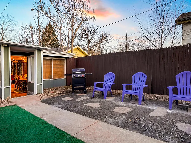 5009 Alcott St — Photo 18