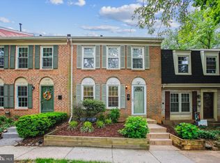 11910 Saint Johnsbury Ct, Reston, VA 20191