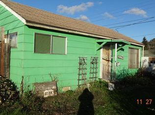 284 NE West Ave, Roseburg, OR 97470