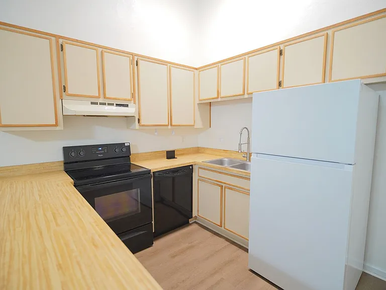1188 High Rd — Photo 5