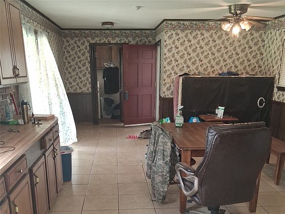 4th image of 410 Van Martin Rd