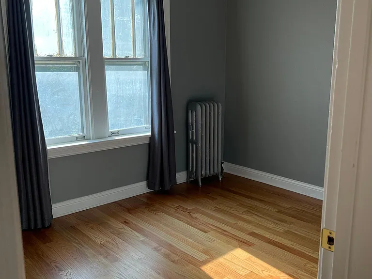 3026 W Palmer Blvd #2S — Photo 5