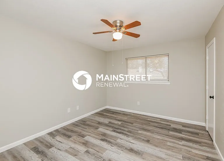 213 Brandon Way — Photo 13
