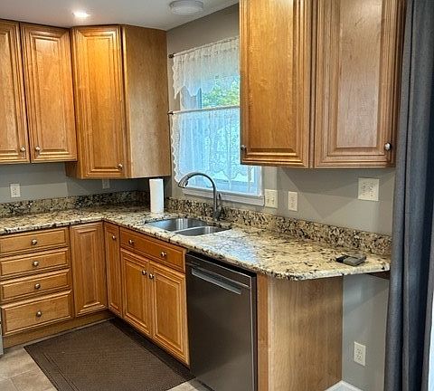 2nd image of 307 Lehigh Ave