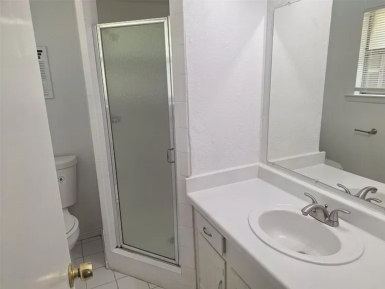 6005 Barry Dr — Photo 26