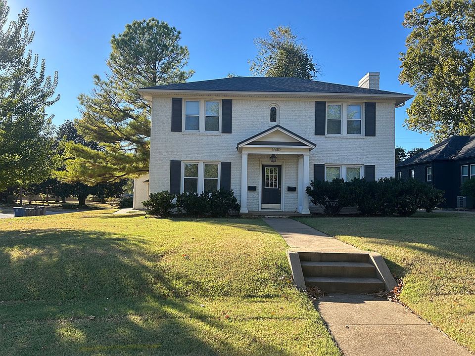 1st image of 1630 S Columbia Pl