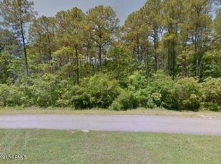 78 Pinewood Dr, Calabash, NC 28467