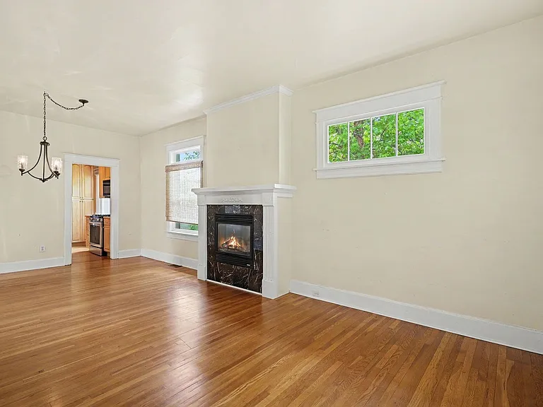 2948 S Cherokee St — Photo 5