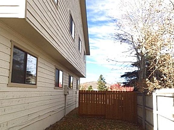 2nd image of 2316 Calumet Cir