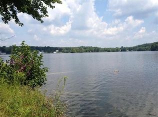 15 W Sutton Rd, Sutton, MA 01590