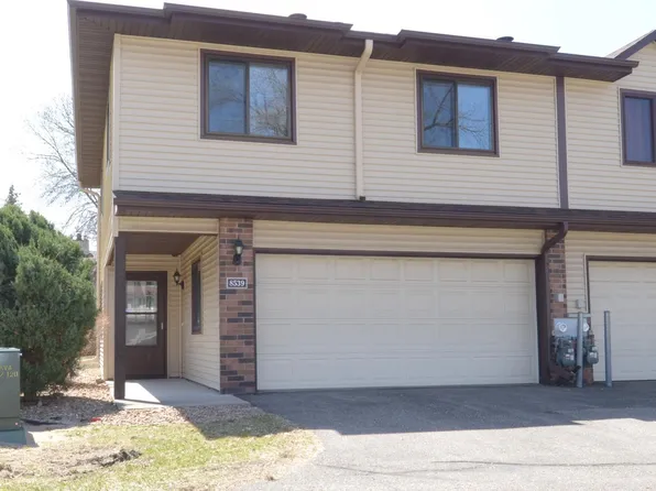 8539 Maplebrook Pkwy N, Brooklyn Park, MN 55445