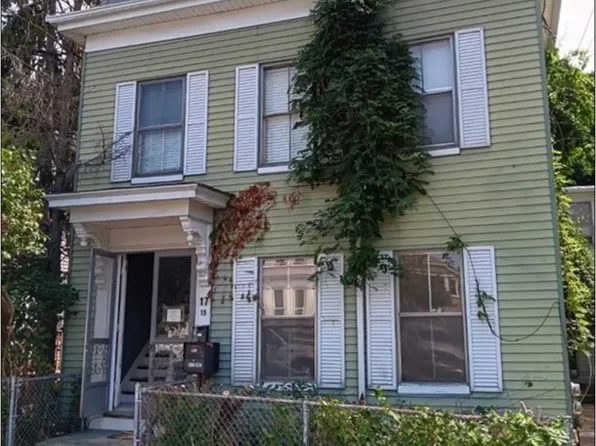 15-15 17th Ave, Haverhill, MA 01830