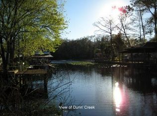 153 Walt Ln, Satsuma, FL 32189