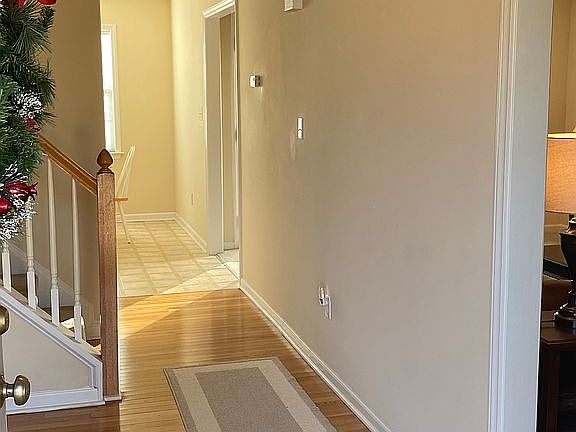 Entry/Hallway