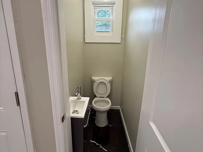 164 Seymour Ave #1 — Photo 1