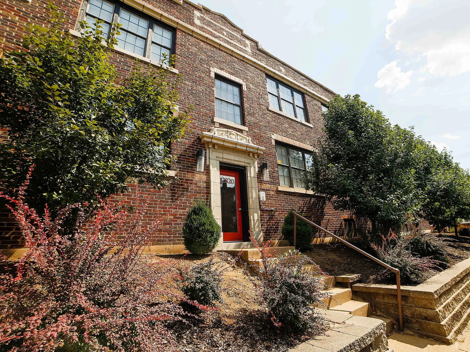 Magnolia Heights — Photo 2