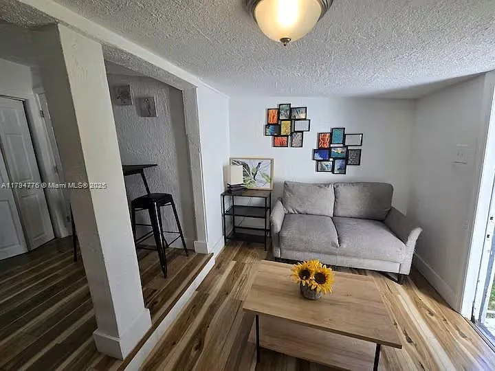 7638 N Miami Ave #7 — Photo 4
