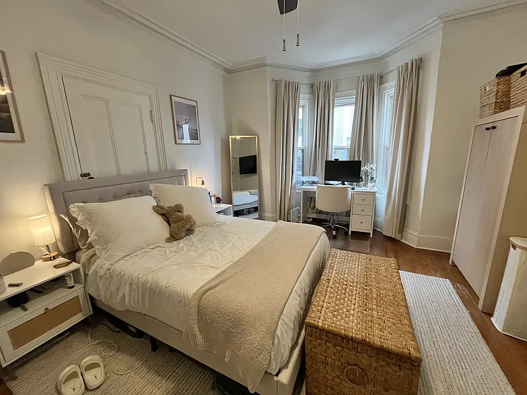 30 Vinton St #1 — Photo 11