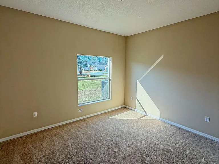 72 Bickford Dr — Photo 16