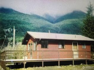 470 Valley View Ln, Brinnon, WA 98320