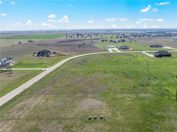 566 Willow Moon Ranch Rd, Crawford, TX 76638