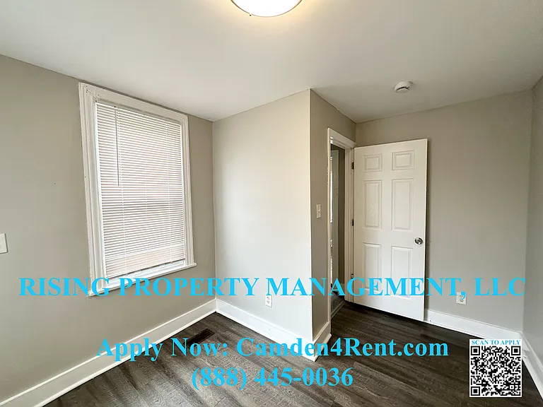 915 S 8th St — Photo 13