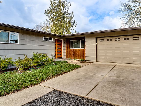 2nd image of 555 Stafford Ct