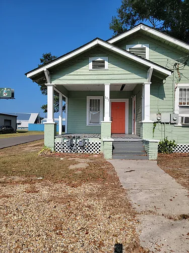 101 N 11th Ave #B Photo 1