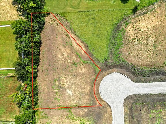 4th image of Lydia Ln