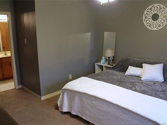 4th image of 3517 Woodvine Cir