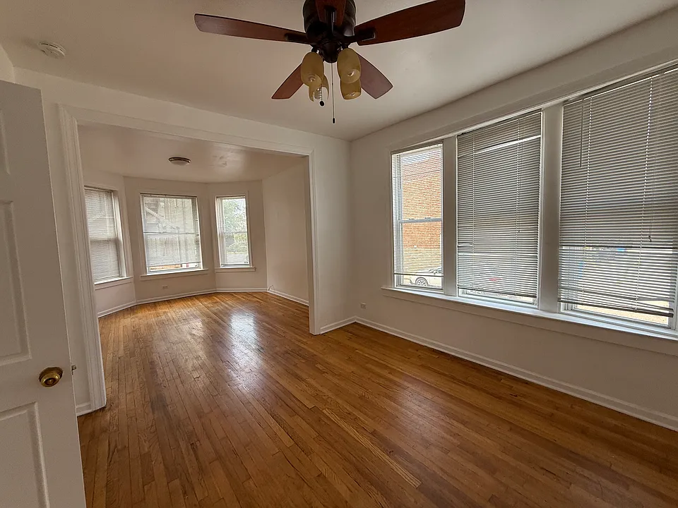 1033 S Oakley Blvd #1-R