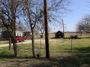 7524 Bridge Ln, Normanna, TX 78142