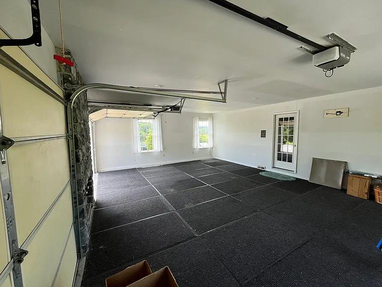 1281 Stony Hill Rd — Photo 10