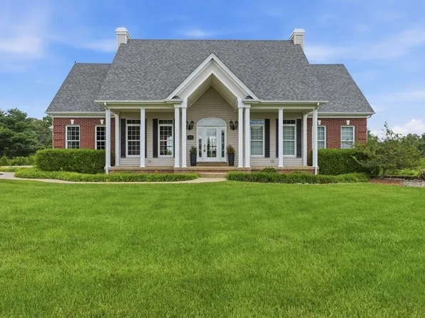 107 Fairway Dr, Hodgenville, KY 42748