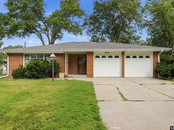 4801 Ginny Ave, Lincoln, NE 68516