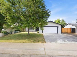 8909 Ramstad Ave, Fair Oaks, CA 95628