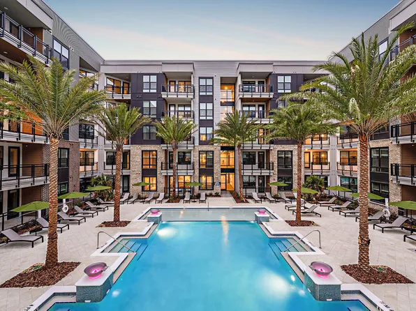 The Aston at Town Center