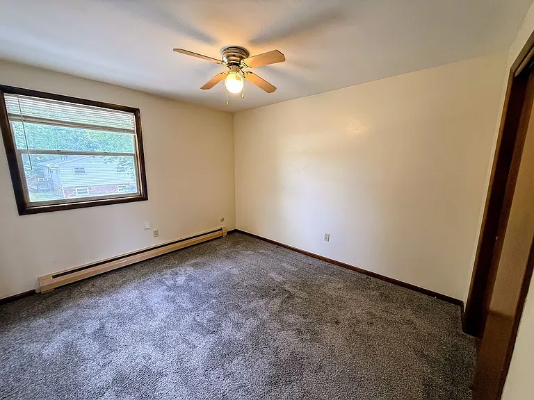 442 Avis Ave NW — Photo 12