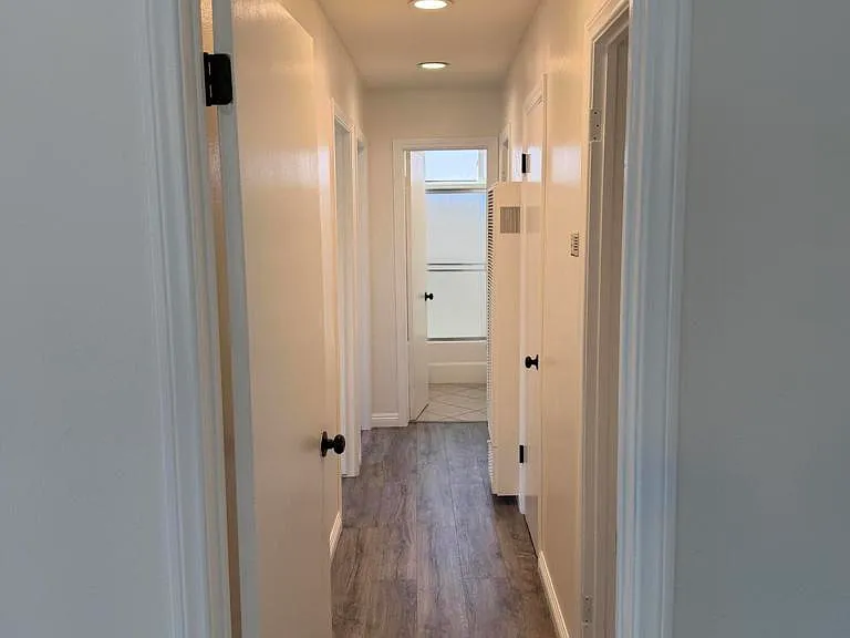 6008 Woodland St — Photo 10