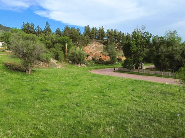 Badger Clark Rd, Hot Springs, SD 57747