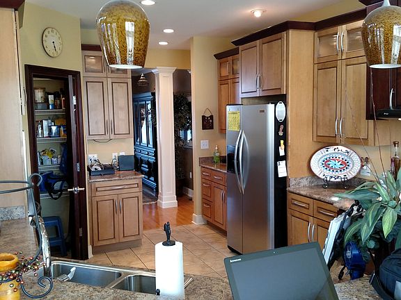 5th image of 713 Sovereign Dr