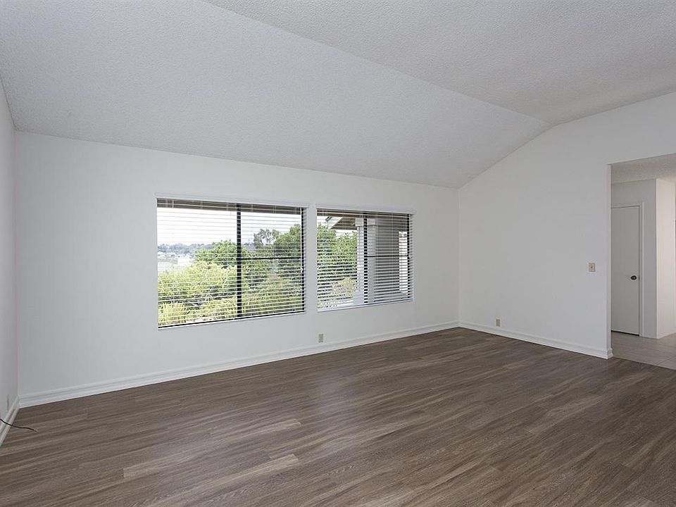1st image of 7856 Bellakaren Pl