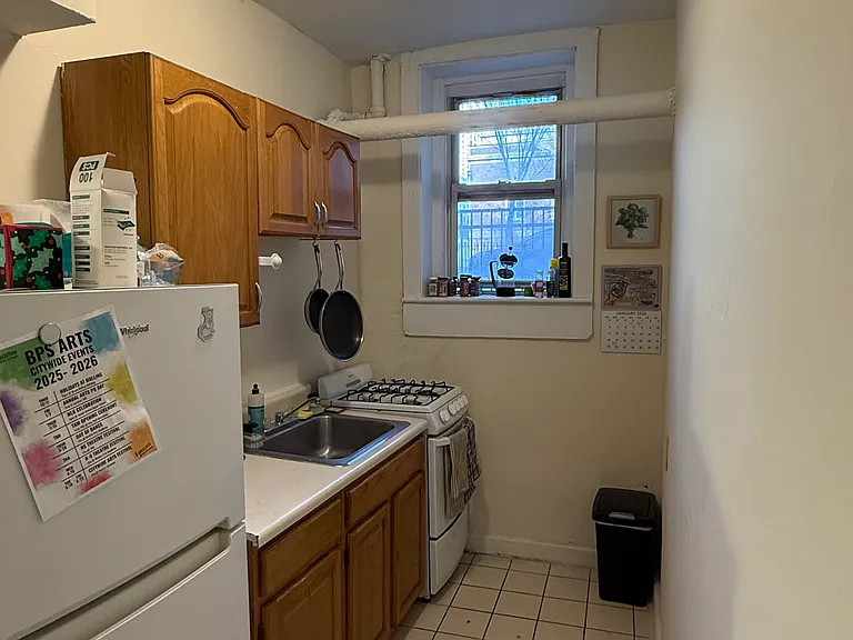 24 Peterborough St #11 — Photo 9