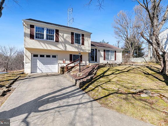 2nd image of 9348 Windbell Way