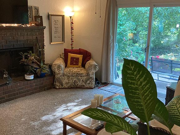 Brand new sliding door to patio and fenced in backyard