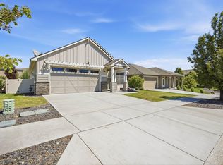 4754 Corvina St, Richland, WA 99352
