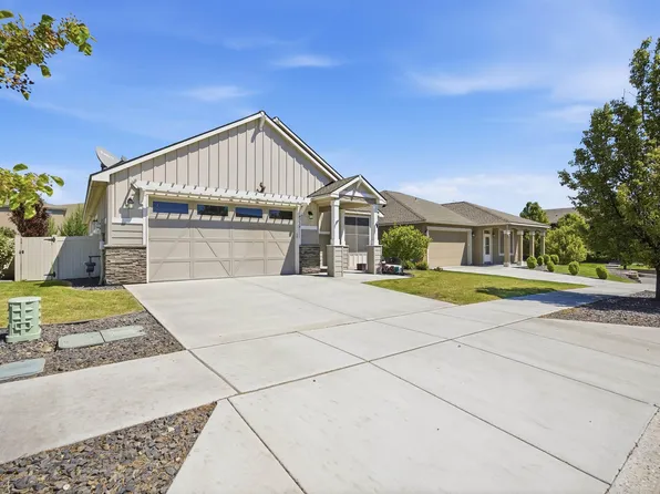4754 Corvina St, Richland, WA 99352